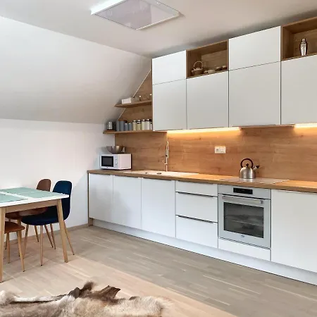 I13 Apartment
